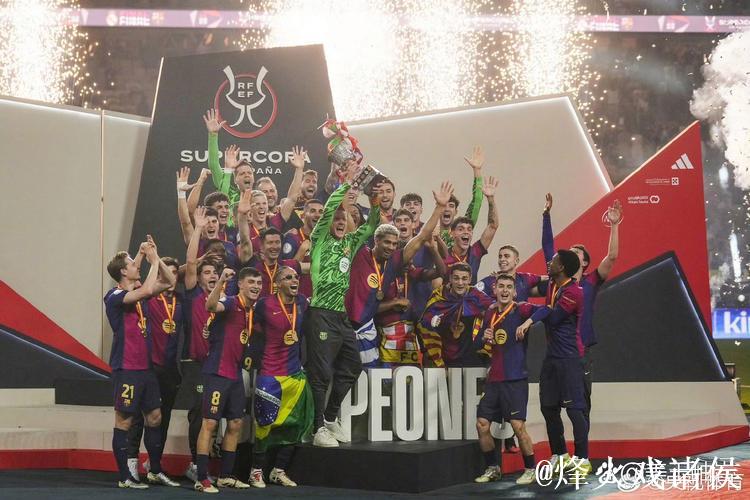 西甲前瞻|皇马2-0阿拉维斯：巴萨豪取7连胜霸榜，皇马还能追赶吗？